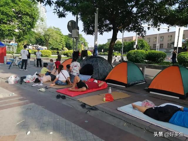 酒店选帐篷”:一场年轻态的旅行革命冰球突破豪华版00后十一长假“弃(图4) 酒店选帐篷”:一场年轻态的旅行革命冰球突破豪华版00后十一长假“弃(图4)