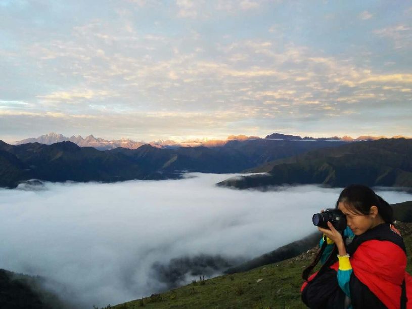 中国】达瓦更扎看云海冰球突破平台【大美(图3)